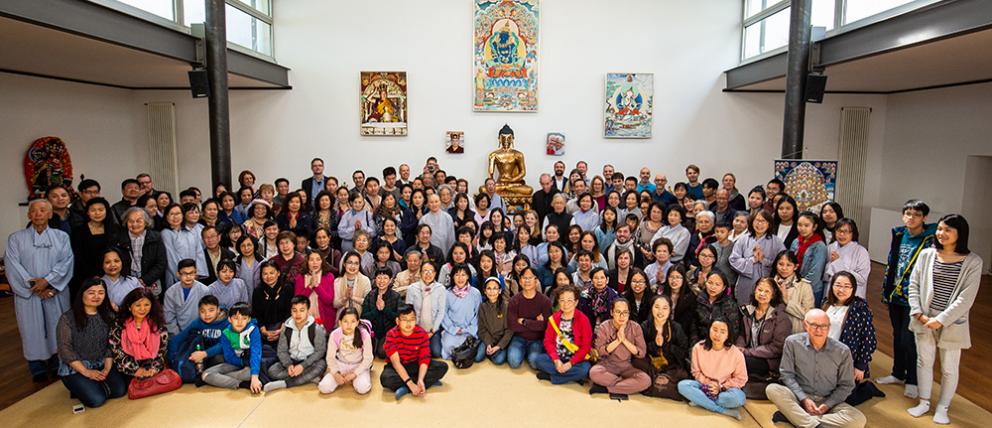 Die vietnamesisch-buddhistische Gemeinde Oberhausen im Buddhistischen Zentrum Hamburg